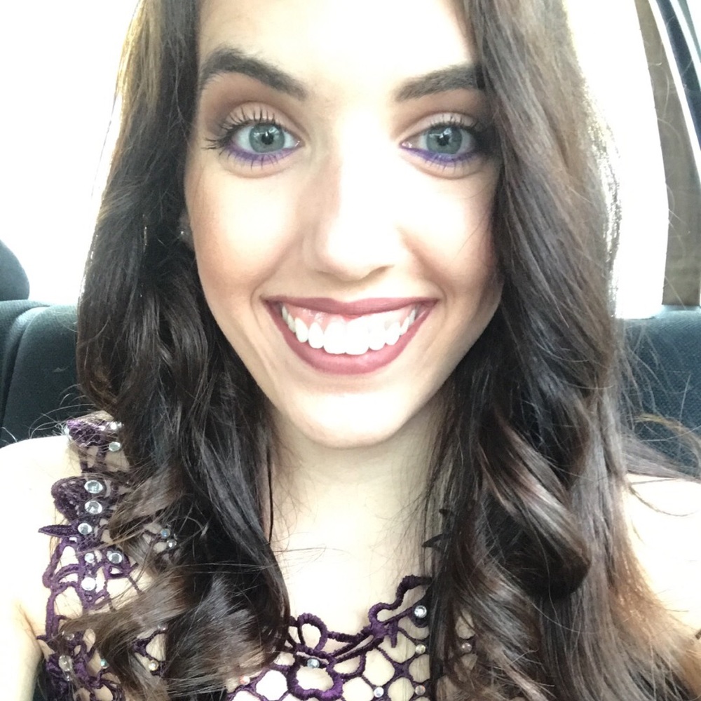 Meet your Posher, Makayla